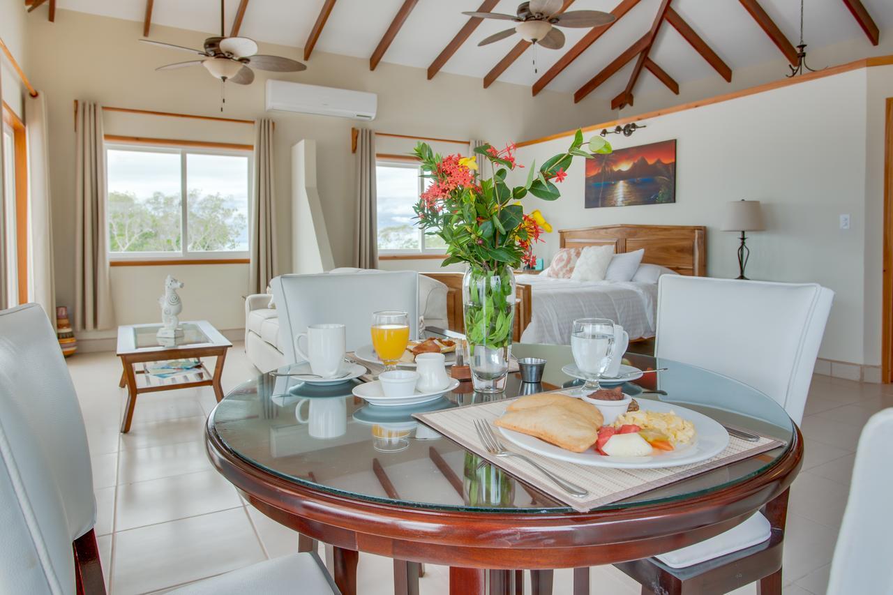 Coco Plum All Inclusive Resort Dangriga Exteriör bild