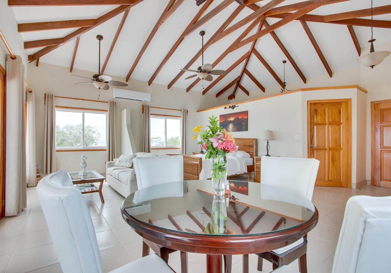 Coco Plum All Inclusive Resort Dangriga Exteriör bild