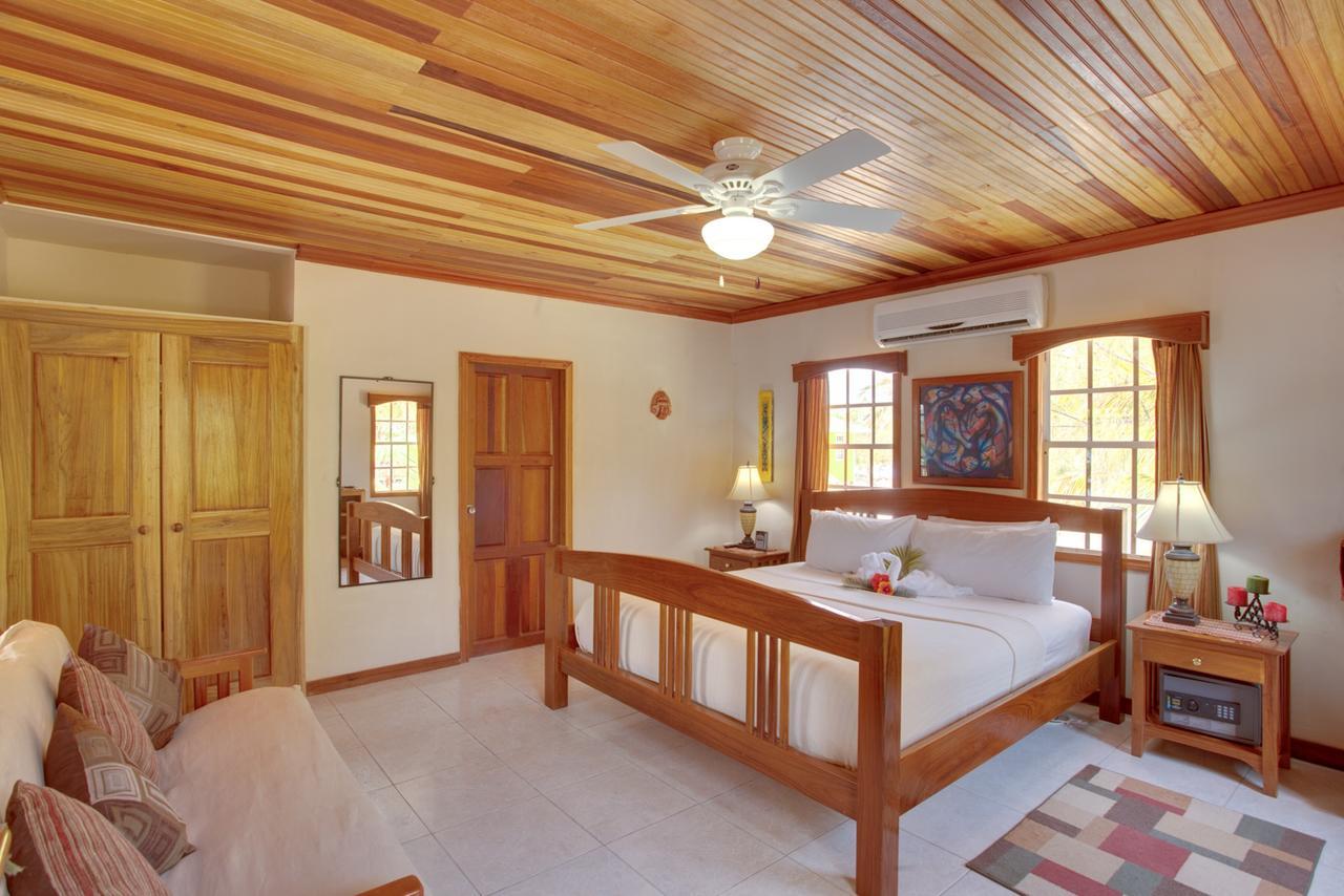 Coco Plum All Inclusive Resort Dangriga Exteriör bild